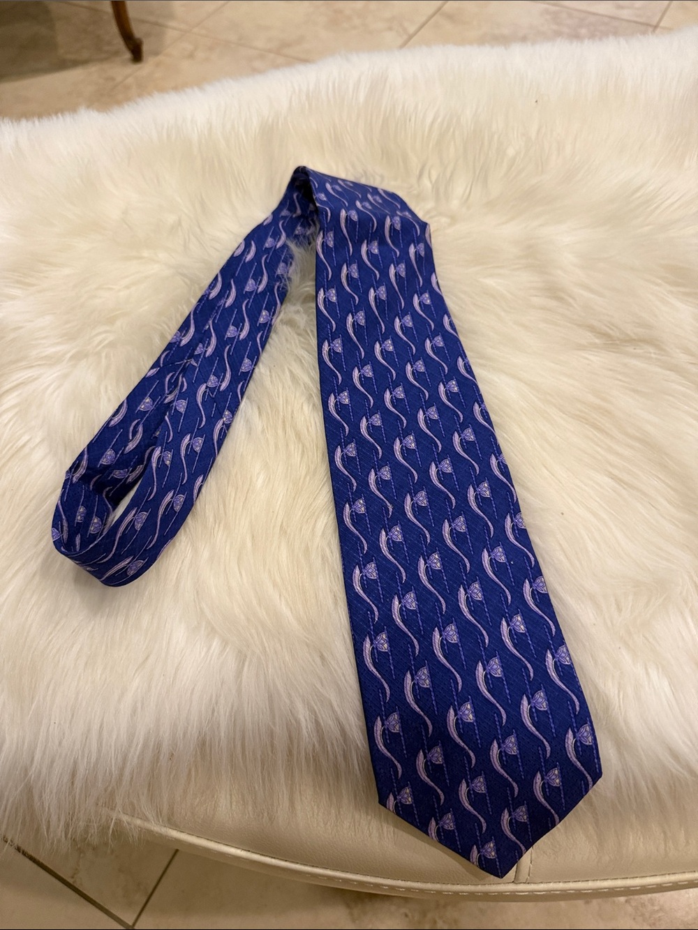 Valentino Vintage Classic Men's Blue Indigo Violet Patterned Tie
